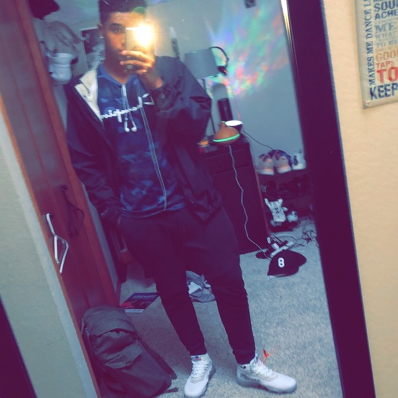 Meet your Posher, Jordan - Picture 2 of 3